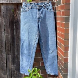 Levi's Women's Vintage 550 Classic Jeans